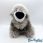 Peluche-Max-Chien-La-Petite-Sirène-Disney-Store-2013-gris-écusson-38-cm (4)