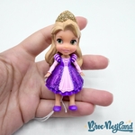 Figurine-Mini-Poupée-Princesse-Raiponce-Disney-Jakks-Pacific-robe-violette-8-cm (2)