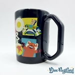Tasse-Worlds-of-Pixar-Disney-Parks-2023-mug-Disneyland-Paris-personnages-bleu (3)