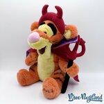 Peluche-Tigrou-Halloween-Disney-Store-2001-Winnie-ourson-tigre-orange-diable-34-cm (7)