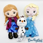 Peluches-La-Reine-des-Neiges-Set-Disney-Store-2023-Anna-Elsa-Olaf-38-cm (2)