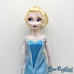 Poupée-Chantante-Elsa-La-Reine-des-Neiges-Disney-Store-2015-musicale-robe-bleu-41-cm (1)