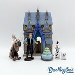 Ensemble-de-jeu-Château-La-Reine-des-Neiges-Une-fête-givrée-Disney-Store-Castle-Playset-Frozen-Fever (2)