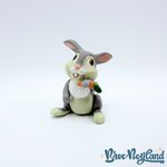 Figurine-Panpan-carotte-Disney-Bambi-lapin-gris-7-cm (2)