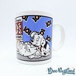 Tasse-Les-101-Dalmatiens-Disney-mug-Staffordshire-England-vintage-bleu-chiens (2)