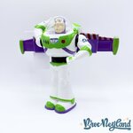 Jouet-Buzz-éclair-tourne-lumineux-Disneyland-Paris-2022-Disney-Toy-Story-space-rangers-20-cm (2)