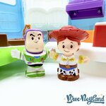 Jouet-Little-People-Aventure-au-Campement-de-Jessie-Disney-Fisher-Price-2015-Toy-Story-4-figurines-bleu (4)