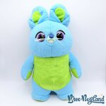 Peluche-Bunny-Huggable-Toy-Story-4-Disney-Lansay-lapin-bleu-44-cm (5)