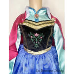 déguisement-anna-la-reine-des-neiges-disney-store-robe-princesse-bleu-cape-rose-7