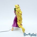 Figurine-Raiponce-Pascal-Disney-Bullyland-princesse-cheveux-longs-fleurs-11-cm (3)