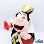 Peluche-Reine-de-Coeur-Disney-Store-Alice-au-pays-des-merveilles-écusson-40-cm (5)