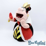 Peluche-Reine-de-Coeur-Disney-Store-Alice-au-pays-des-merveilles-écusson-40-cm (6)