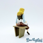 Figurine-Cendrillon-Robe-de-Travail-Disney-Bully-princesse-assise-8-cm (1)