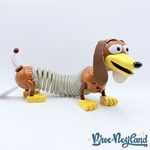 Jouet-Zig-Zag-lumineux-Disneyland-Paris-Disney-Toy-Story-Chien-ressort-Slinky-Dog-Light-Up (3)