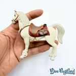 Figurine-Maximus-Cheval-Raiponce-Disney-blanc-marron-9-cm (1)