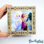 Boite-à-musique-Elsa-Anna-La-Reine-des-Neiges-Disneyland-Paris-2019-Disney-Frozen-bijoux-bleu (5)