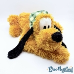 Peluche-Range-Pyjama-Pluto-Disneyland-Paris-Disney-chien-jaune-bonnet-58-cm (3)