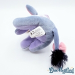 Peluche-Bourriquet-Hiver-Disney-Store-Winnie-ourson-âne-bleu-écharpe-violet-16-cm (5)