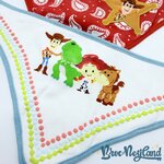 Bavoirs-Toy-Story-Disney-Woody-Jessie-Rex-Pile-Poil-bébé (2)