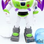 Figurine-parlante-Buzz-éclair-Super-Armure-Disney-Mattel-2018-Toy-Story-parle-FRANCAIS-22-cm (3)