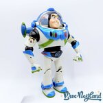 Jouet-Figurine-Buzz-éclair-Galactic-Defender-Toy-Story-and-Beyond-Disney-Hasbro-2003-parle-FRANCAIS-30-cm (6)