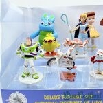 Coffret-Figurines-de-luxe-Toy-Story-4-Playset-Disney-Store-Ensemble-de-jeu (2)