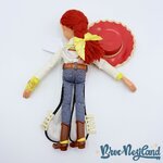 Poupée-Jessie-parlante-Toy-Story-Disneyland-Paris-2017-Disney-Talking-cowboy-ficelle-34-cm (4)