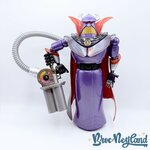 Figurine-interactive-Empereur-Zurg-Toy-Story-Disney-Store-jouet-parlant-40-cm (5)