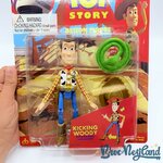 Figurine-Kicking-Woody-Toy-Story-Disney-Thinkway-Action-Figure-vintage (1)