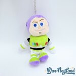 Porte-clés-Buzz-Eclair-Toy-Story-Disney-Japon-peluche-keychain-15-cm (2)