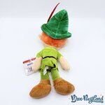 Peluche-Peter-Pan-Disney-Classics-garçon-vert-38-cm (4)