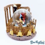 Boule-à-neige-Mickey-Mouse-Fantasia-Sorcerers-Apprentice-musical-Disney-Store-snow-globe-balais (4)