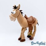 Jouet-Figurine-Pile-Poil-Toy-Story-Disneyland-Paris-Disney-cheval-marron-18-cm (5)
