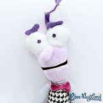 Peluche-Peur-Vice-Versa-2-Disney-émotion-violet-35-cm (3)