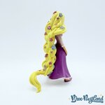 Figurine-Raiponce-Pascal-Disney-Bullyland-princesse-cheveux-longs-fleurs-11-cm (2)