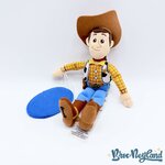 Peluche-épaule-Woody-Disney-Parks-Disneyland-Toy-Story-cow-boy-peluche-aimantée-22-cm (1)