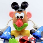 Jouet-Bar-à-Monsieur-Patate-Disneyland-Paris-Disney-Mr-Potato-Head-Mickey-Minnie (5)