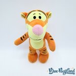 Peluche-Nuimos-Tigrou-Disney-Store-Winnie-ourson-tigre-orange-18-cm (1)