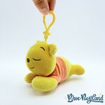 Porte-Clés-Winnie-ourson-Snuglets-Disney-peluche-ours-jaune-dort-16-cm (6)