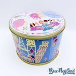 Boite-à-musique-Its-A-Small-World-Disneyland-2023-Disney-métal-attraction (4)