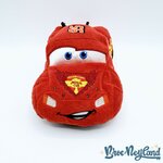 Peluche-Flash-McQueen-Cars-Disney-Store-écusson-voiture-rouge-course-23-cm (5)