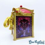 Seau-Pop-Corn-La-belle-et-la-Bête-lumineux-Tokyo-Disney-Resort-2023-Japon-boite-plastique-Bucket (2)