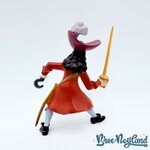 Figurine-Capitaine-Crochet-Disney-Bullyland-Peter-Pan-pirate-rouge-10-cm (1)