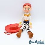 Poupée-Jessie-Toy-Story-disney-Pixar-Lansay-Thinkway-Toys-cow-boy-peluche-36-cm (6)