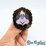 Pin-villains-Ursula-Opening-Edition-Disneyland-Paris-2022-La-Petite-Sirène-Portrait-152382 (4)