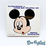 Coffret-Torchon-et-Serviettes-Mickey-Mouse-Disney-Sankei-Japon-vintage-Handkerchief-Lunch-Box-Wrapper-Set (1)