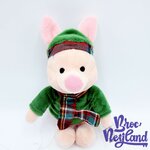 Peluche-Porcinet-Holiday-Noël-disney-Store-2016-Winnie-ourson-cochon-rose-carreaux-22-cm (4)