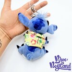 Porte-clés-stitch-Hawaï-Disneyland-Paris-Disney-Lilo-et-Stitch-peluche-chemise-15-cm (5)