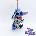 Porte-clés-stitch-Hawaï-Disneyland-Paris-Disney-Lilo-et-Stitch-peluche-chemise-15-cm (6)