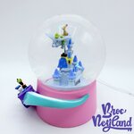 Boule-à-neige-Mickey-et-ses-amis-Play-in-the-Park-Walt-Disney-World-Disney-Store-2024-snow-globe (1)